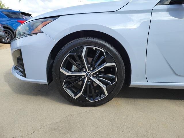 used 2023 Nissan Altima car, priced at $20,995