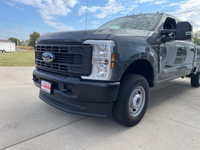 new 2024 Ford F-350 car, priced at $67,360