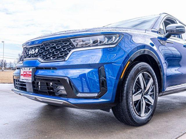 used 2022 Kia Sorento car, priced at $27,495