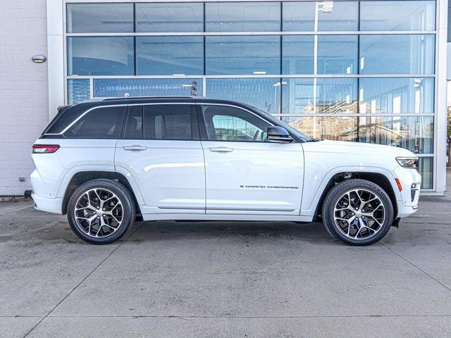 used 2022 Jeep Grand Cherokee car, priced at $43,495