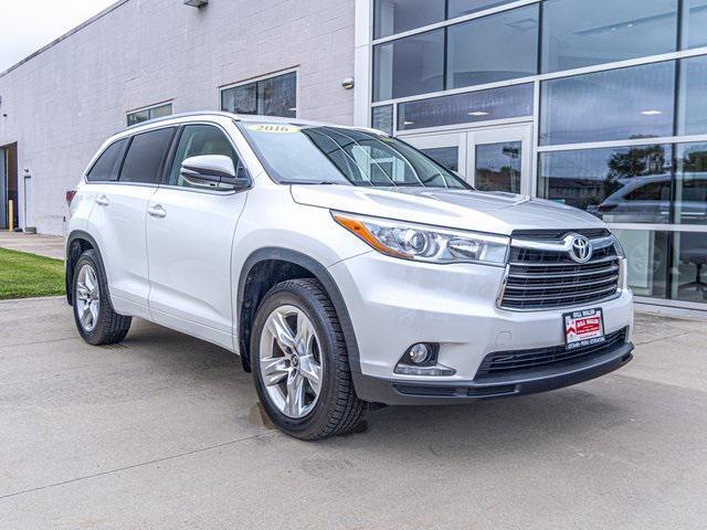 used 2016 Toyota Highlander car, priced at $22,795