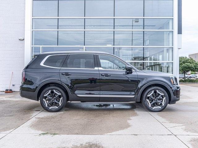 used 2023 Kia Telluride car, priced at $37,495