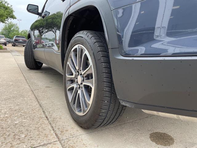 used 2019 GMC Acadia car, priced at $17,495