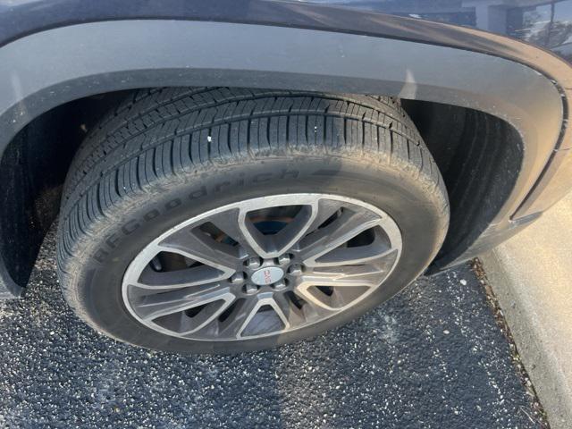 used 2019 GMC Acadia car, priced at $18,995
