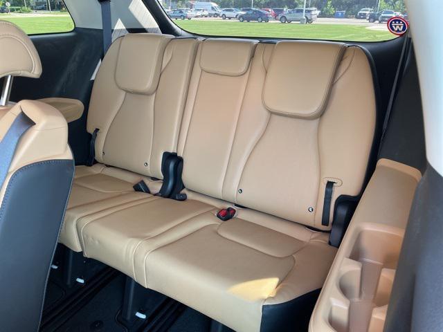 used 2022 Kia Carnival car, priced at $25,995
