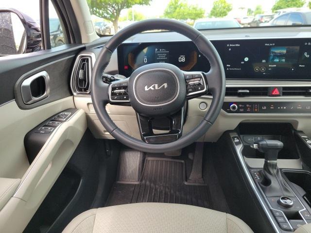 used 2024 Kia Sorento car, priced at $35,995
