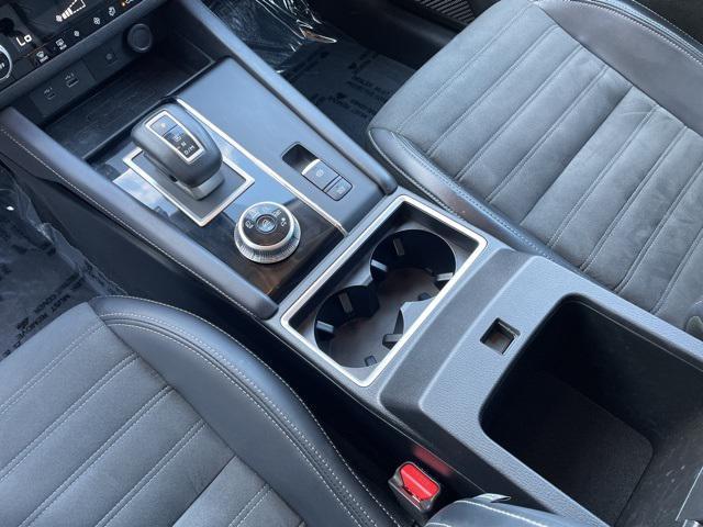 used 2024 Mitsubishi Outlander car, priced at $24,495