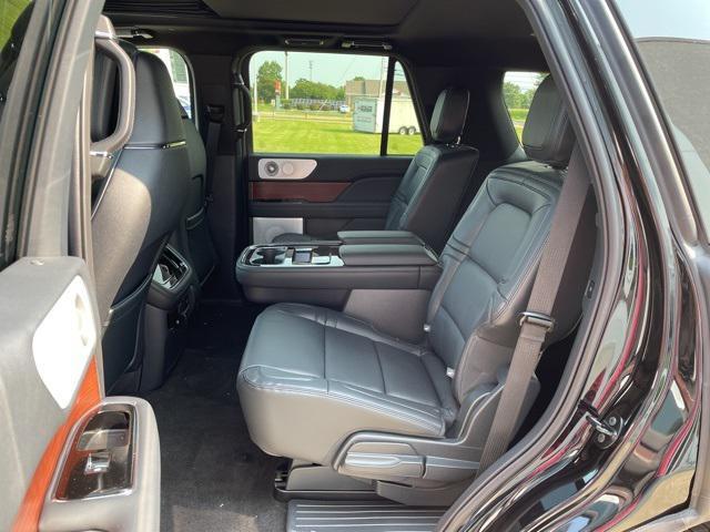 new 2024 Lincoln Navigator car, priced at $105,155