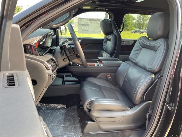 new 2024 Lincoln Navigator car, priced at $105,155