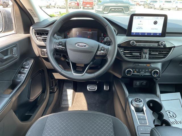 used 2024 Ford Escape car, priced at $24,995
