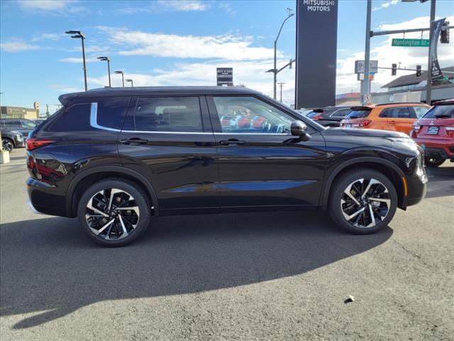 new 2024 Mitsubishi Outlander car, priced at $34,998