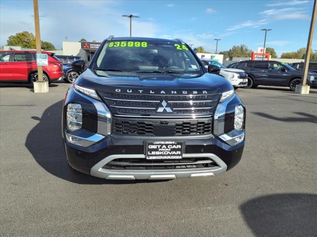 new 2024 Mitsubishi Outlander car, priced at $34,998