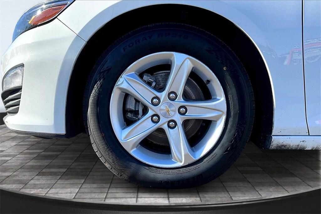 used 2023 Chevrolet Malibu car, priced at $16,998