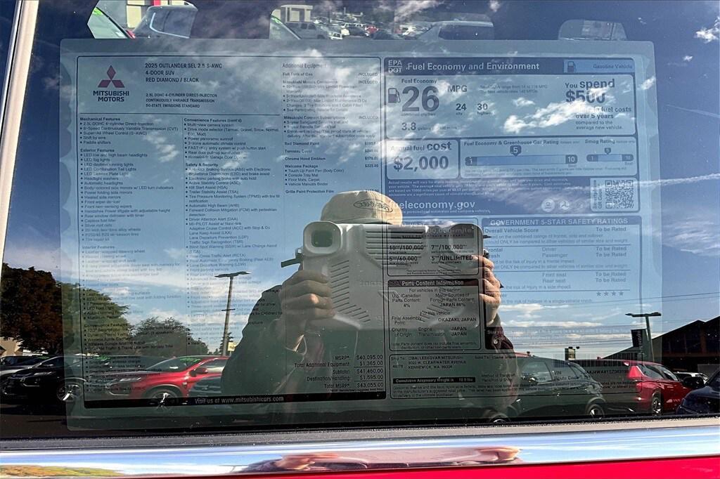 new 2025 Mitsubishi Outlander car, priced at $39,498