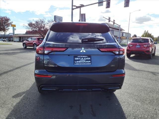 new 2024 Mitsubishi Outlander car, priced at $34,998