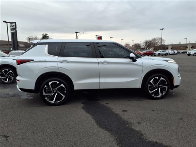 used 2022 Mitsubishi Outlander car, priced at $26,000