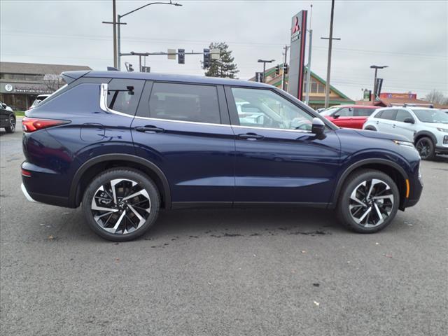 new 2024 Mitsubishi Outlander car, priced at $28,998