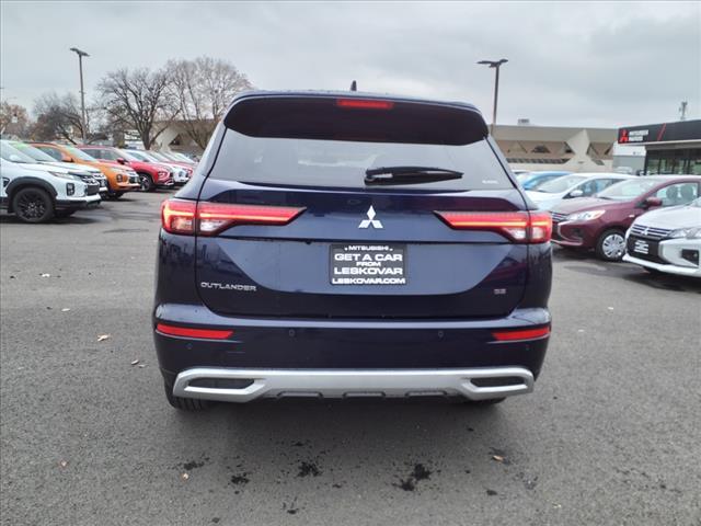 new 2024 Mitsubishi Outlander car, priced at $28,998