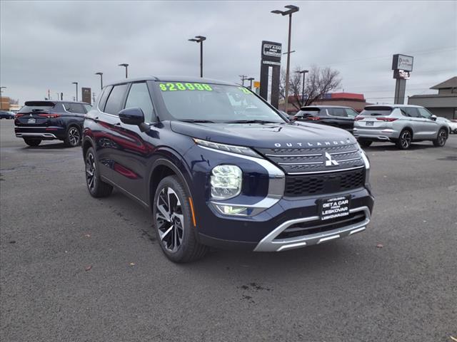 new 2024 Mitsubishi Outlander car, priced at $28,998