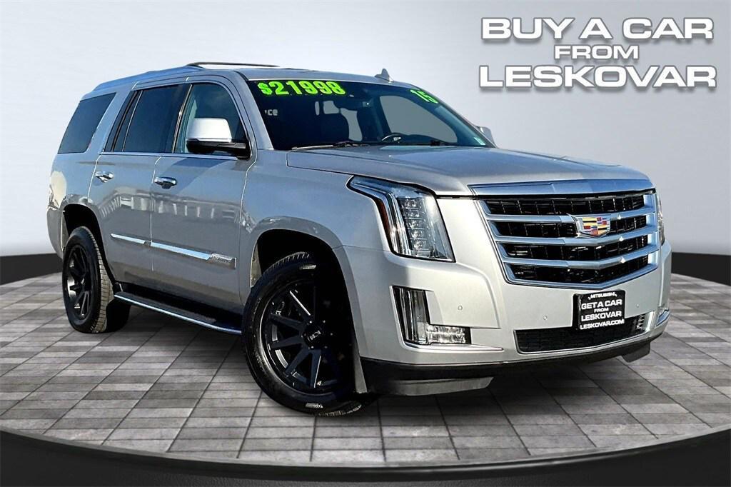 used 2015 Cadillac Escalade car, priced at $21,998