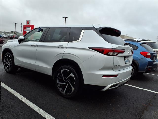 used 2023 Mitsubishi Outlander car, priced at $22,998