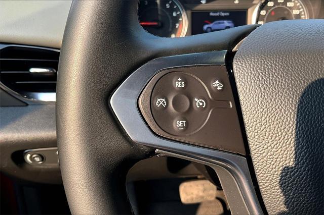 used 2023 Chevrolet Traverse car, priced at $31,998