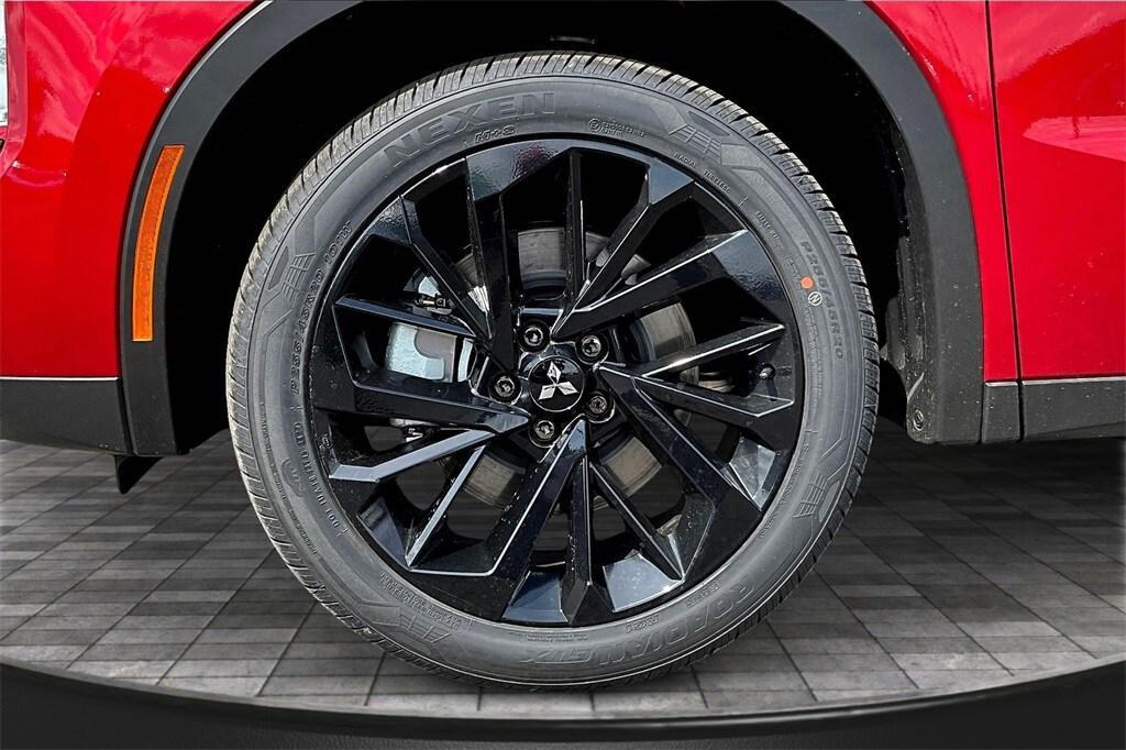 new 2025 Mitsubishi Outlander PHEV car, priced at $49,998