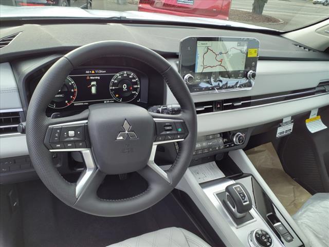 new 2024 Mitsubishi Outlander car, priced at $34,998