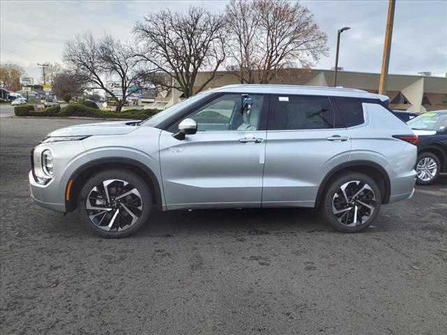 new 2024 Mitsubishi Outlander car, priced at $34,998