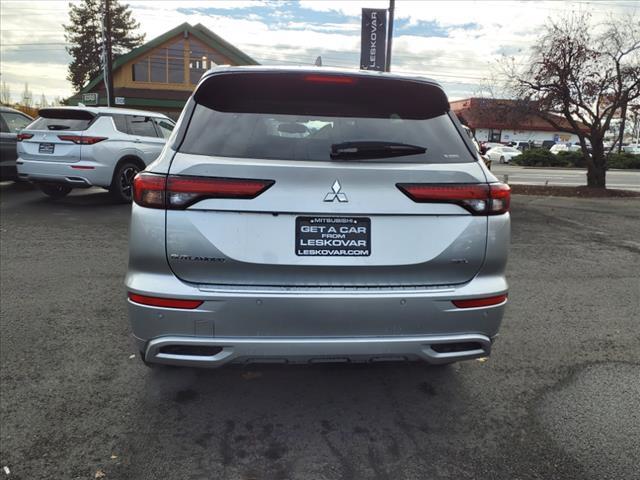 new 2024 Mitsubishi Outlander car, priced at $34,998