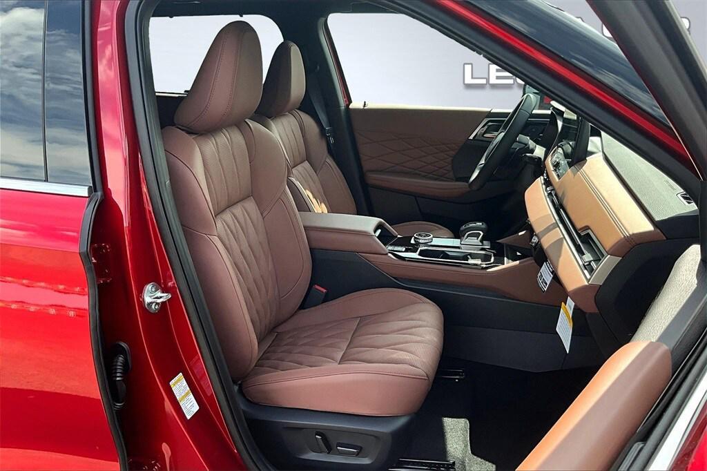 new 2025 Mitsubishi Outlander car, priced at $39,998