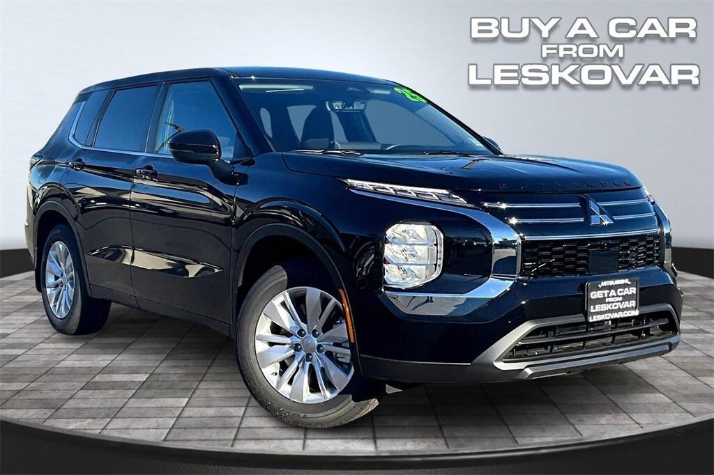 new 2025 Mitsubishi Outlander car, priced at $29,498
