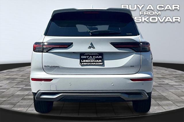 new 2025 Mitsubishi Outlander car, priced at $38,498