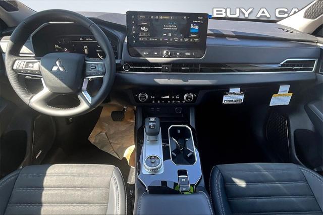 new 2025 Mitsubishi Outlander car, priced at $38,498