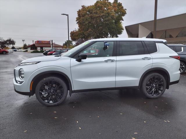 new 2024 Mitsubishi Outlander car, priced at $31,998