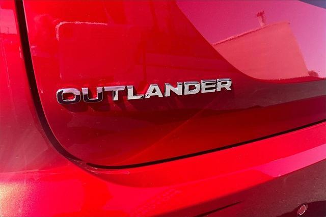 new 2025 Mitsubishi Outlander car, priced at $38,498