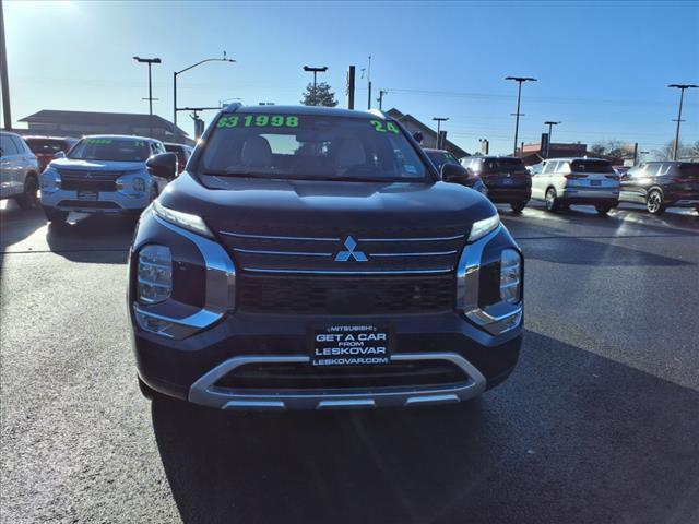 new 2024 Mitsubishi Outlander car, priced at $31,998