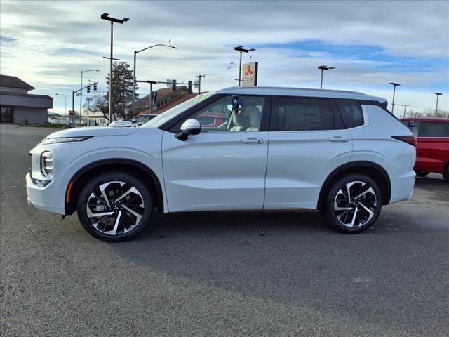 new 2024 Mitsubishi Outlander car, priced at $32,998