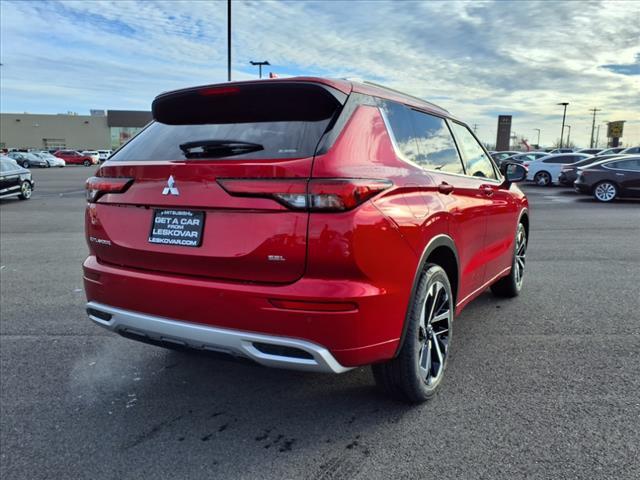 new 2024 Mitsubishi Outlander car, priced at $32,998