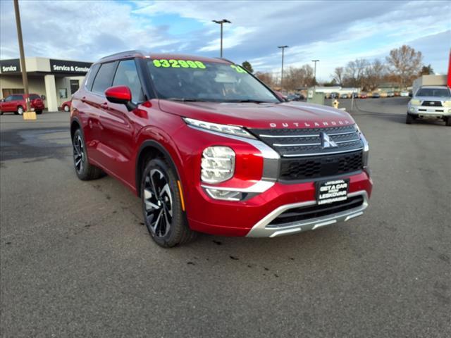 new 2024 Mitsubishi Outlander car, priced at $32,998