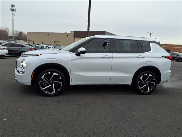 used 2023 Mitsubishi Outlander car, priced at $29,998