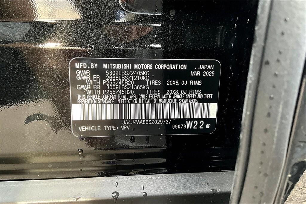 new 2025 Mitsubishi Outlander car, priced at $44,498