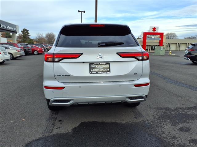 new 2024 Mitsubishi Outlander car, priced at $28,998