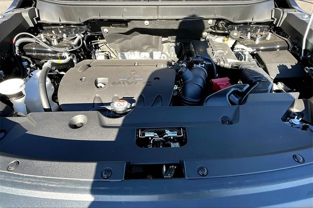 new 2025 Mitsubishi Outlander Sport car, priced at $25,998