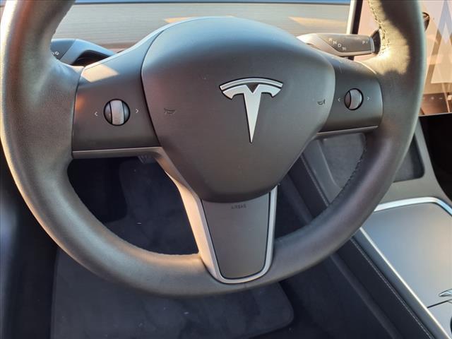 used 2021 Tesla Model 3 car, priced at $27,998