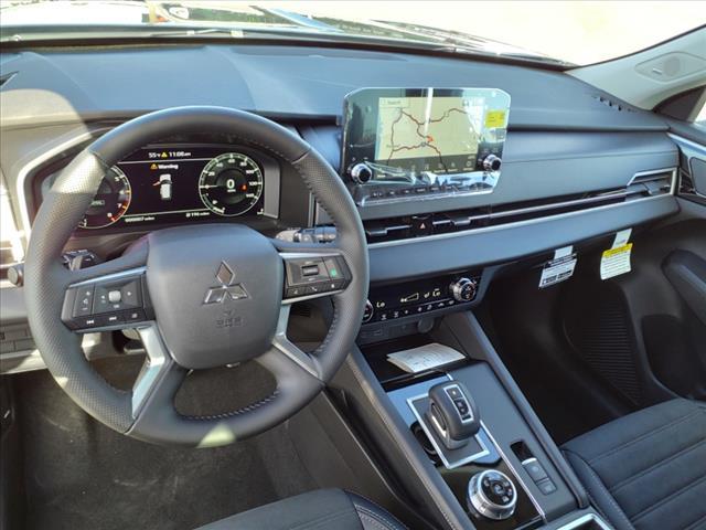 new 2024 Mitsubishi Outlander car, priced at $30,998