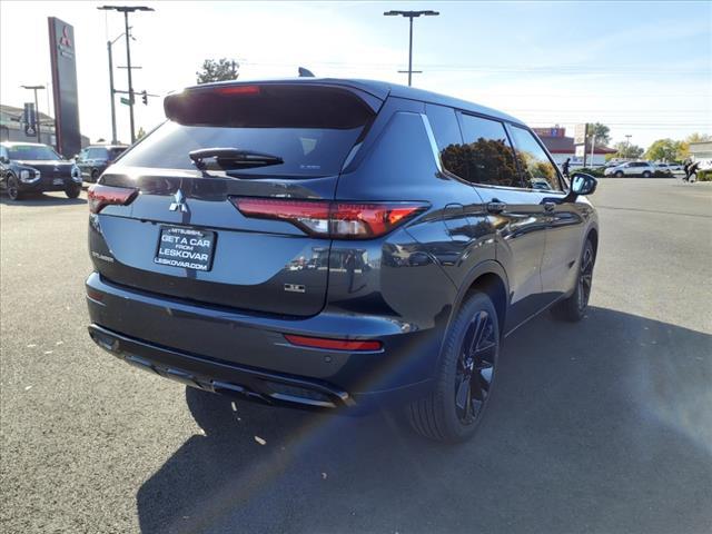 new 2024 Mitsubishi Outlander car, priced at $30,998