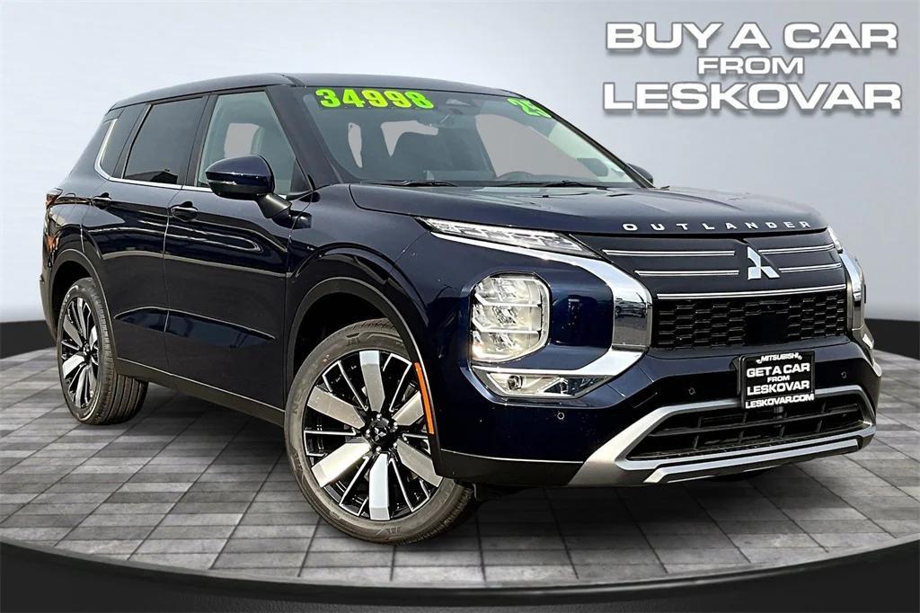 new 2025 Mitsubishi Outlander car, priced at $37,498