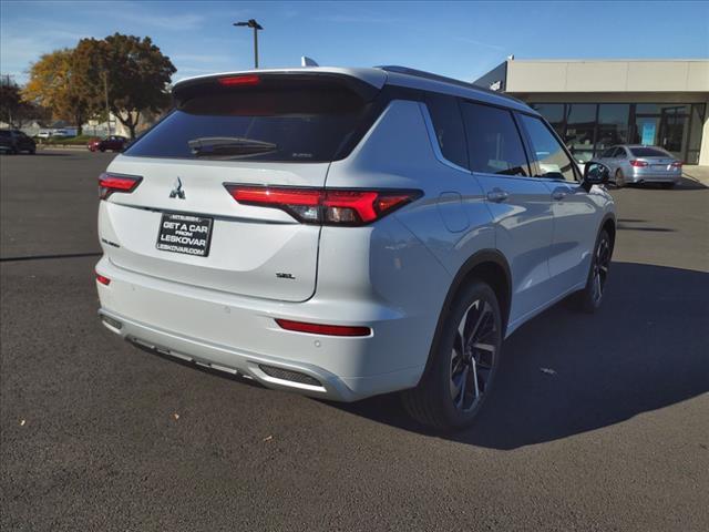 new 2024 Mitsubishi Outlander car, priced at $33,998