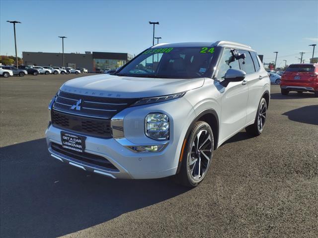 new 2024 Mitsubishi Outlander car, priced at $33,998